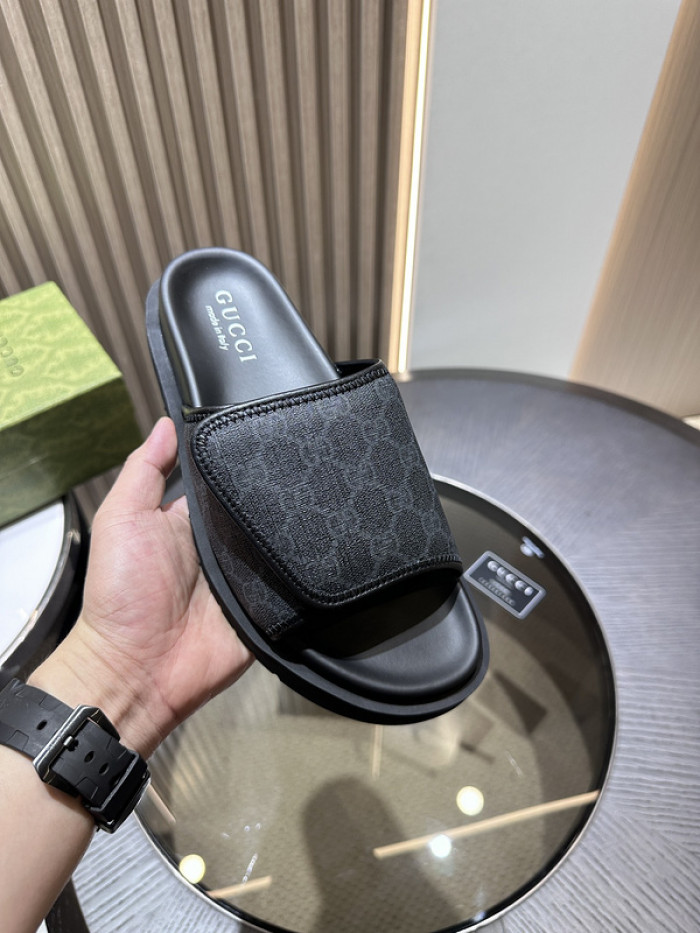 Gv*c slippers