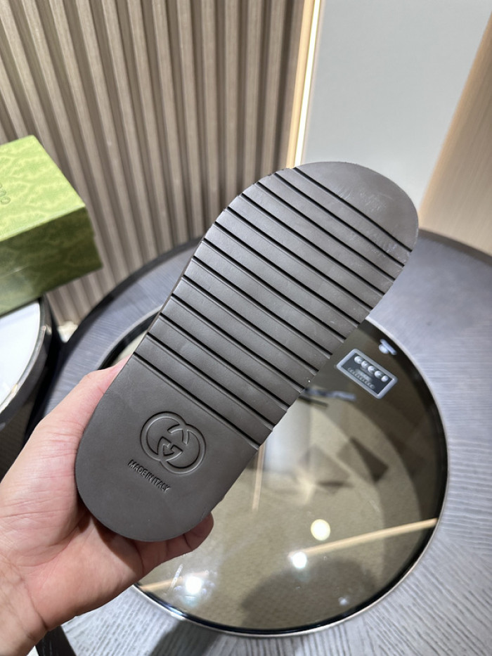 Gv*c slippers