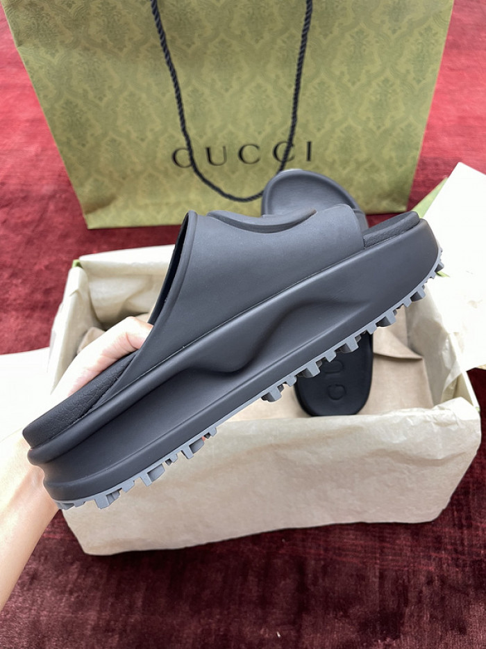 Gv*c slippers
