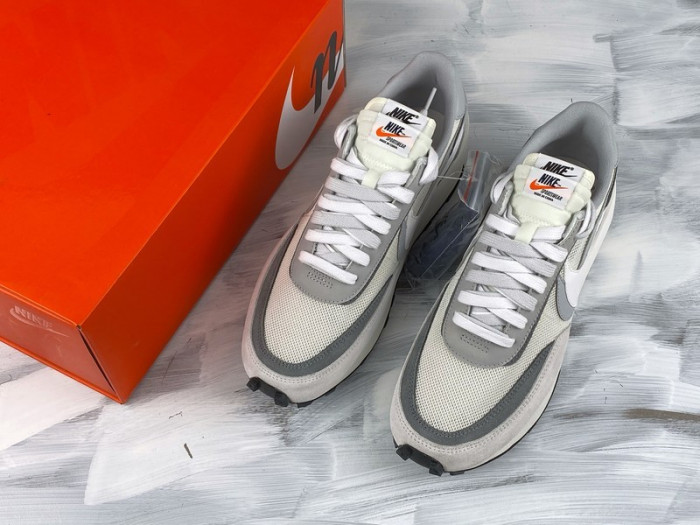 Nike LD Waffle Sacai Summit White  BV0073-100