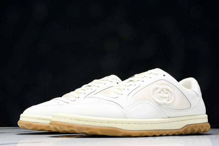 Gv*c sneaker