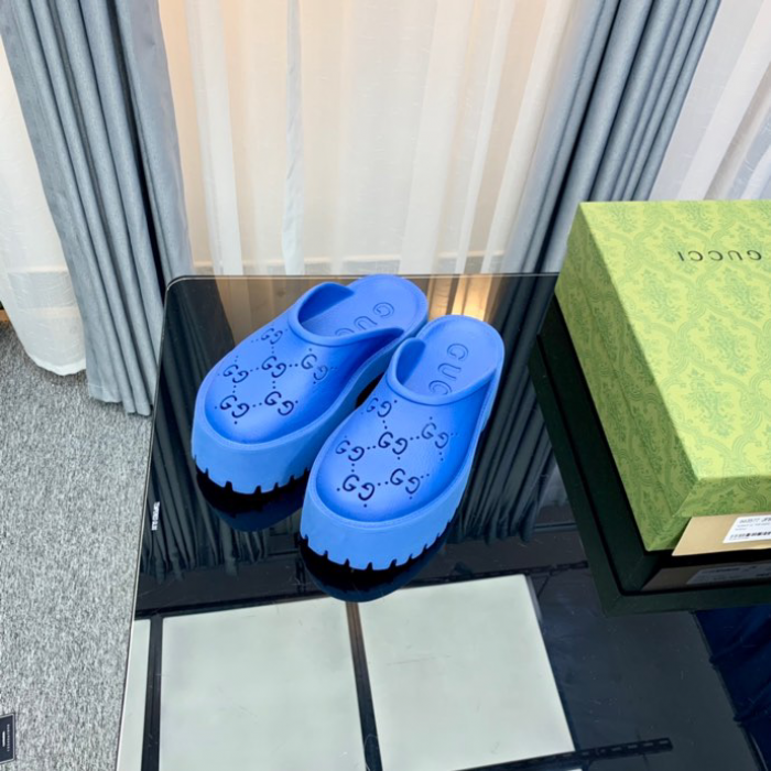 Gv*c slippers