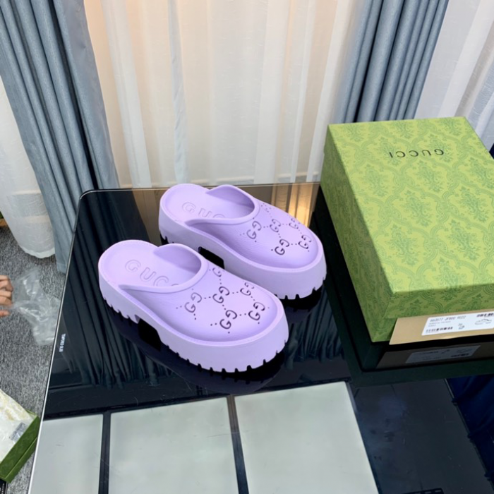 Gv*c slippers