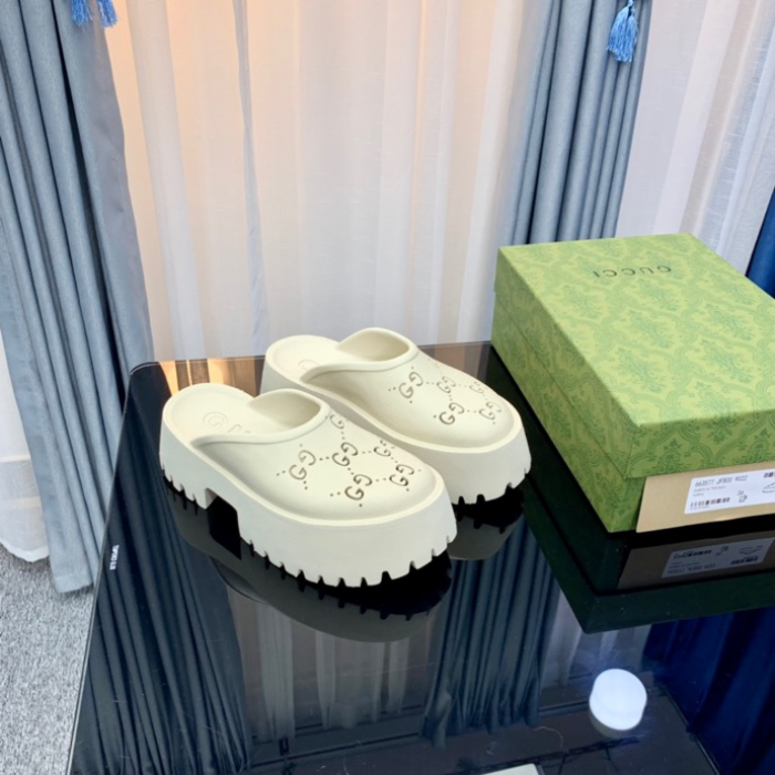 Gv*c slippers