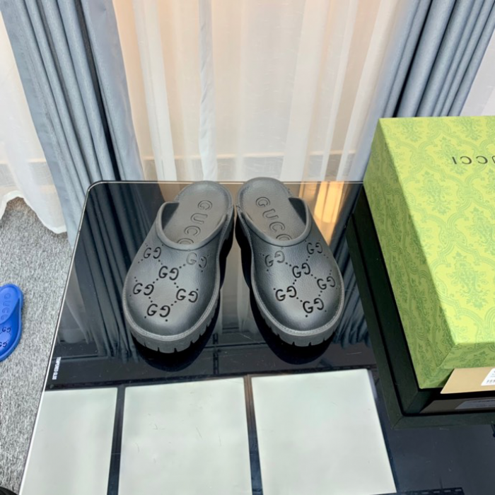 Gv*c slippers