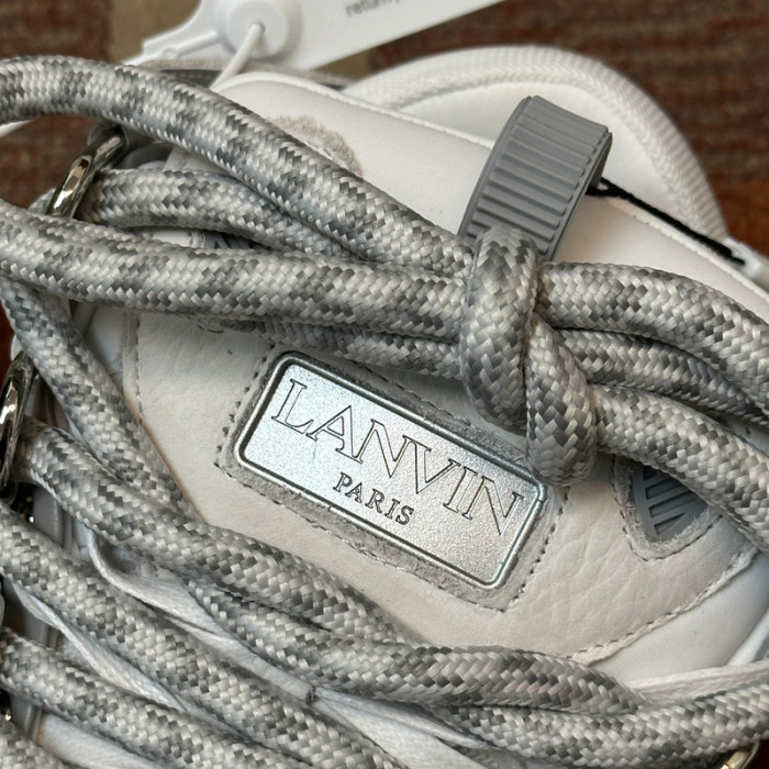 LAN.VIN  112001