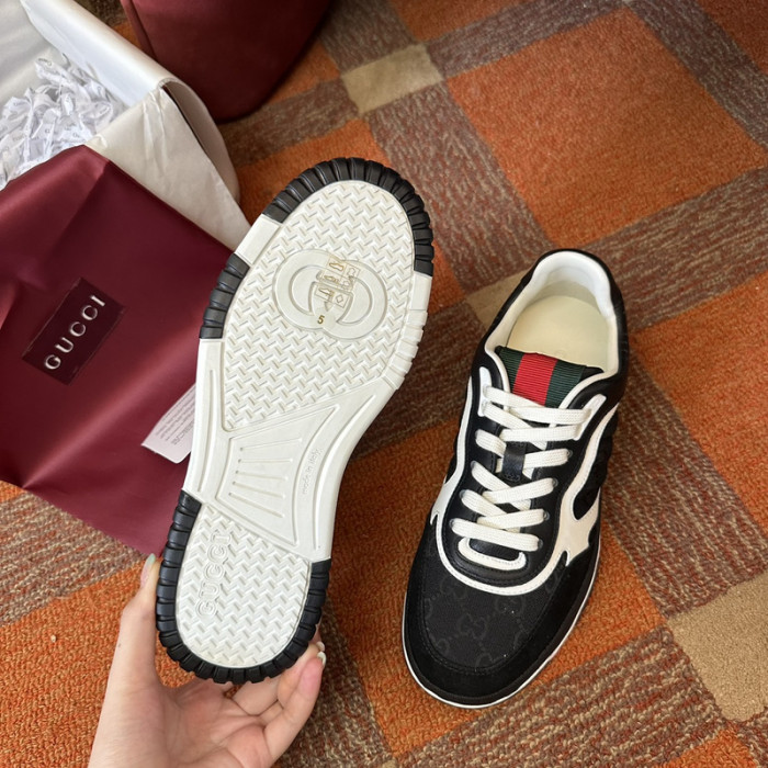 Gv*c sneaker