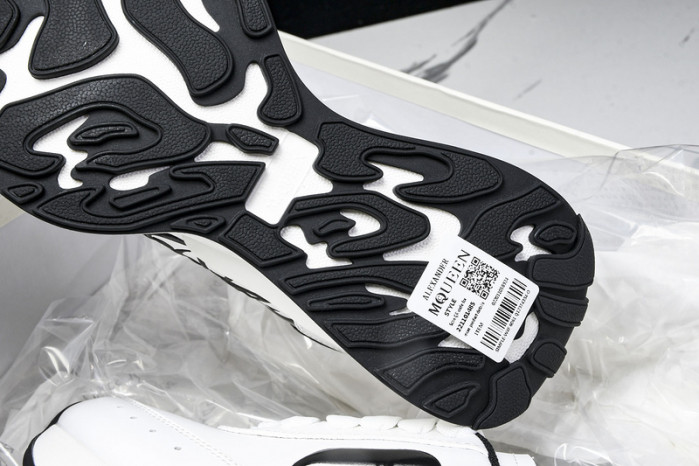 MQ Sneakers