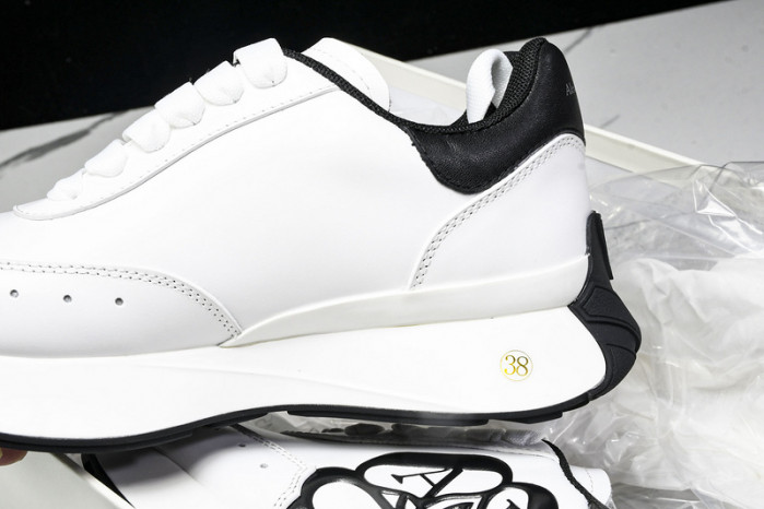 MQ Sneakers