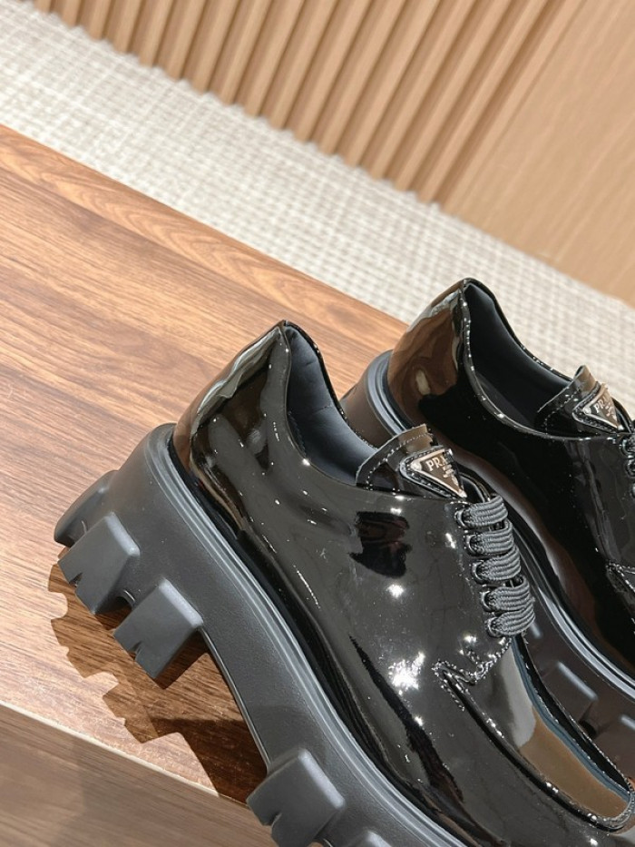 PRA shoes