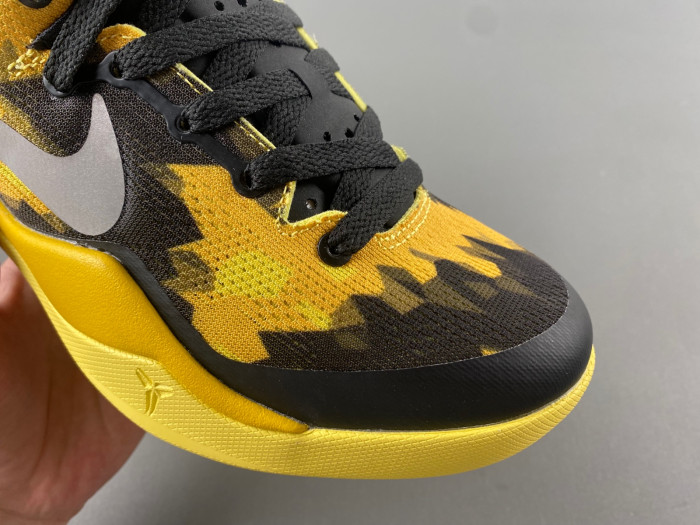 Nike Kobe 8  555286-077