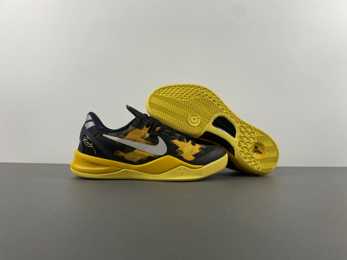 Nike Kobe 8  555286-077