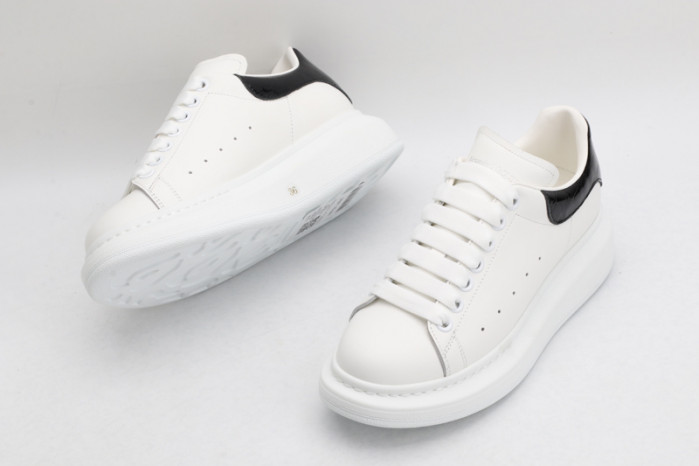 MQ Sneakers