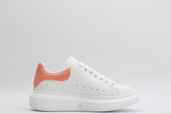 MQ Sneakers