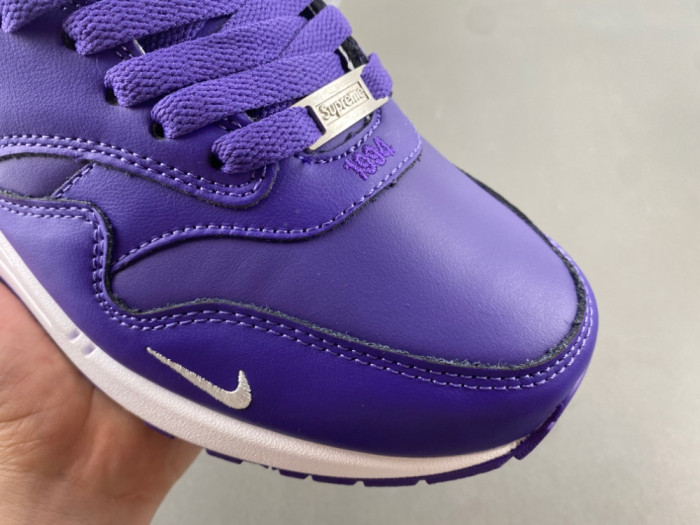 Svp*me x nike air max 1 
