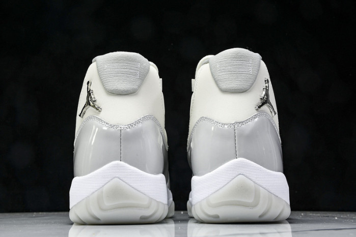 Air Jordan 11 Grey Silver AR0715-110