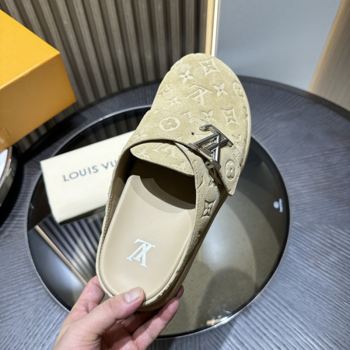 LV SLIPPERS