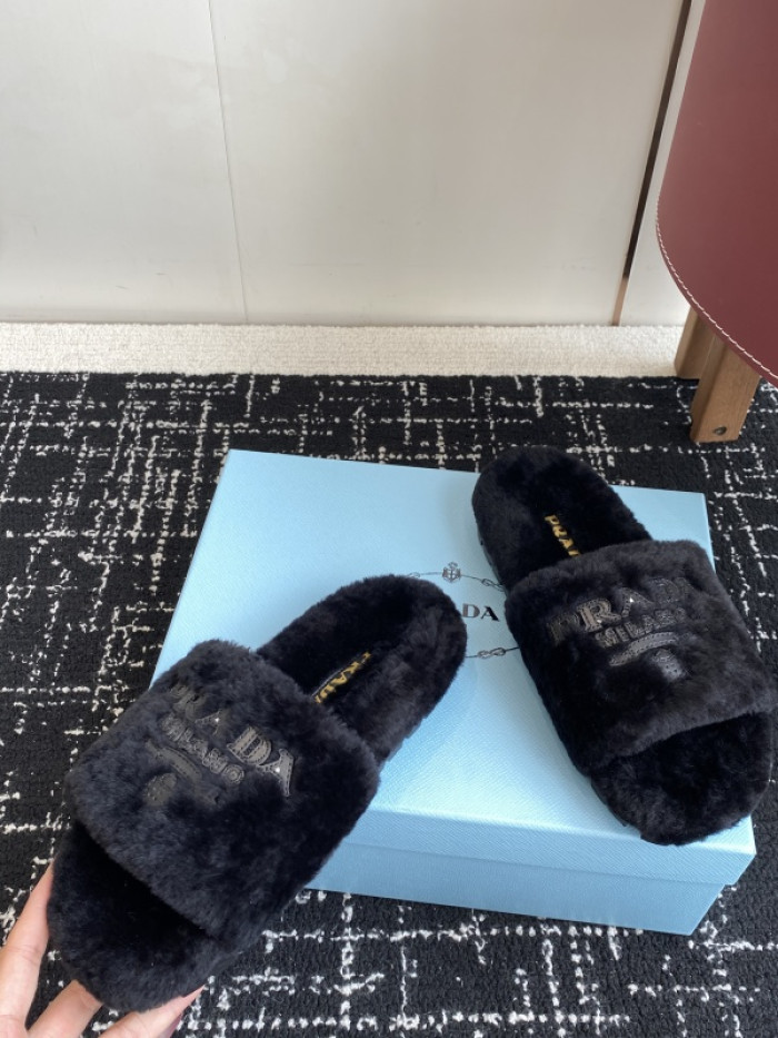 PRA*DA  SLIPPERS