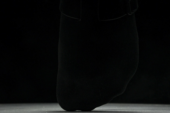 BLCG SLIPPERS