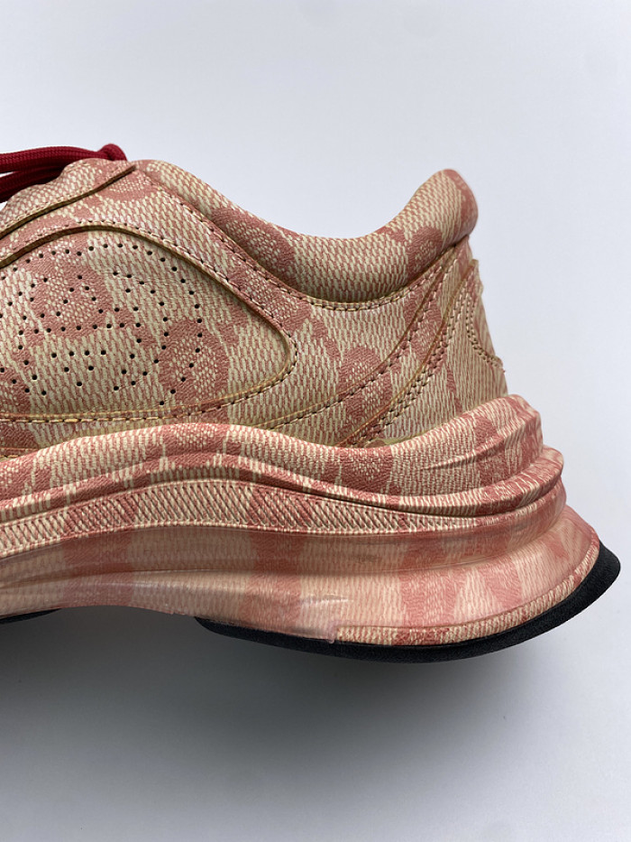 Gv*c sneaker