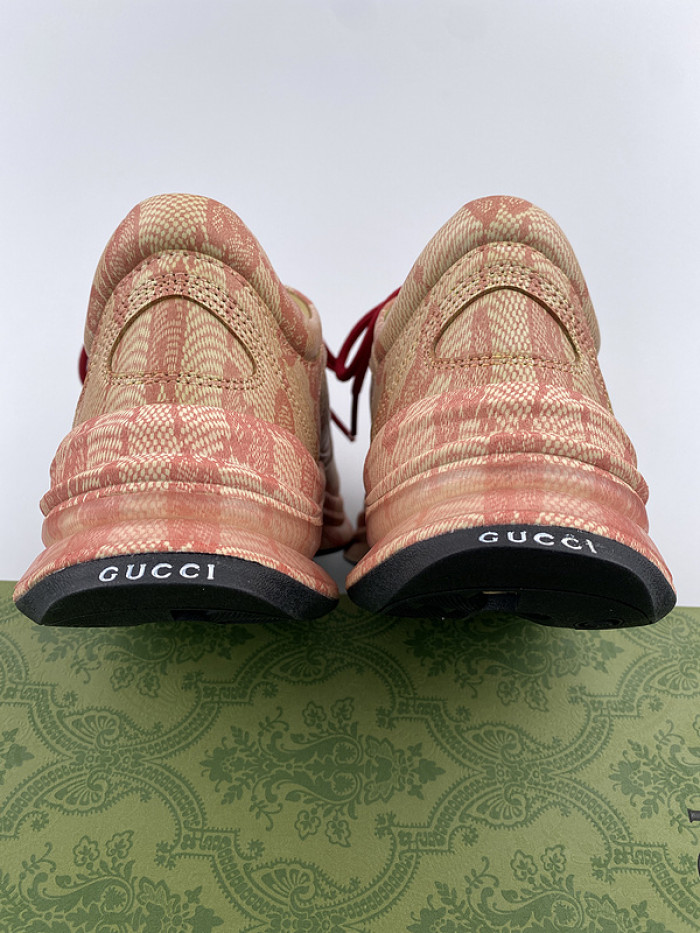 Gv*c sneaker