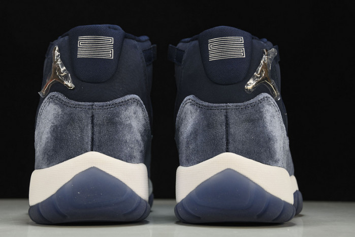Air Jordan 11   wmns AR0715-441