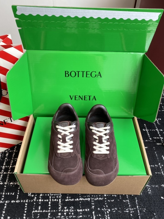b0tt*ga Ven*ta  sneaker