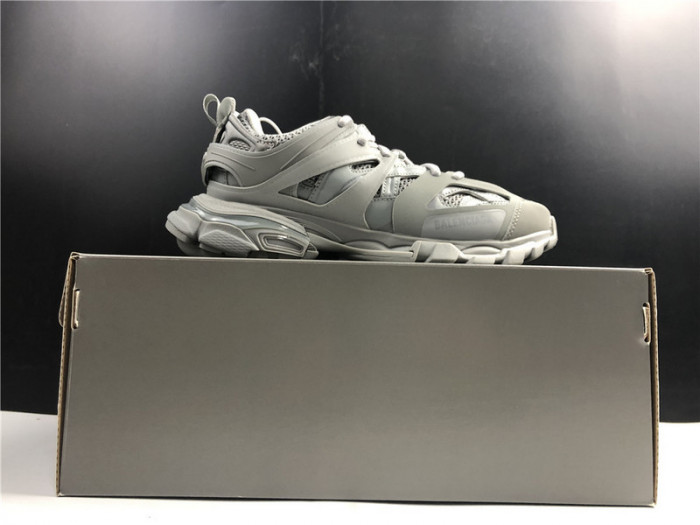 BLCG Track Trainer Grey 542436 W2LA1 3253