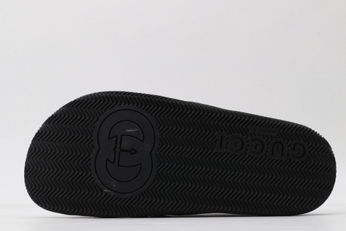 Gv*c slippers