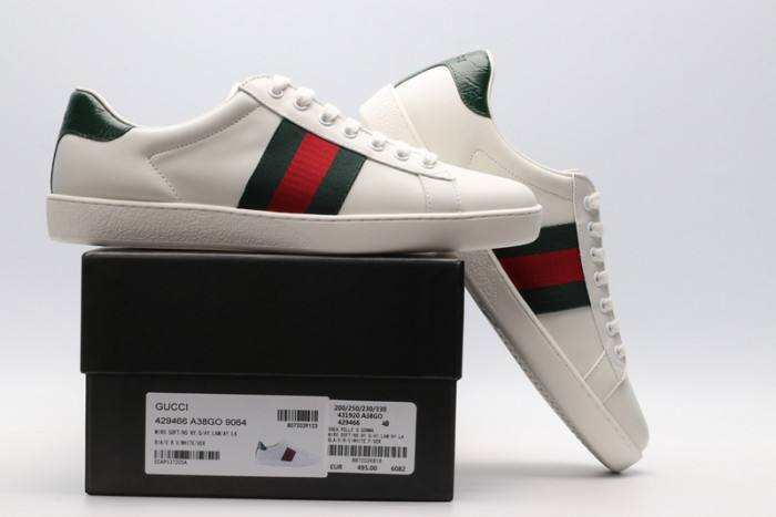 Gv*c ace embroidered low-top sneaker 429466a38g09064