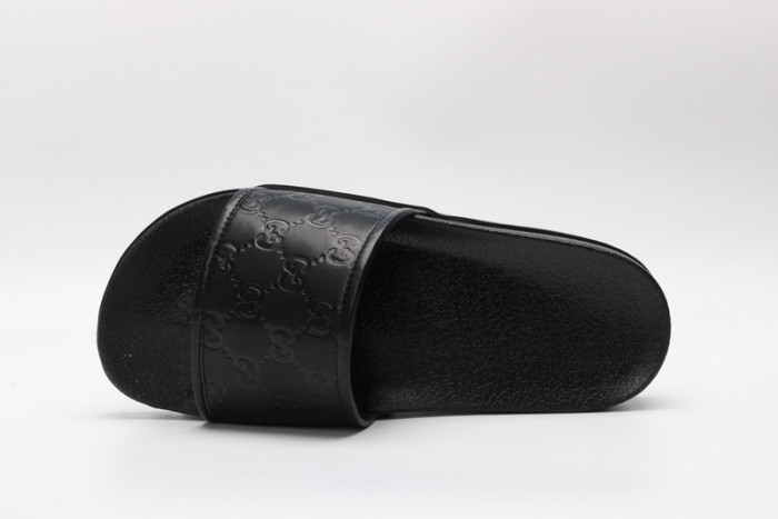 Gv*c slippers