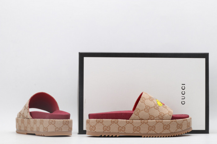 Gv*c slippers