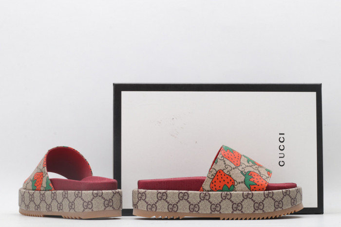 Gv*c slippers