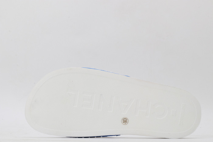 CH*NEL SLIPPERS