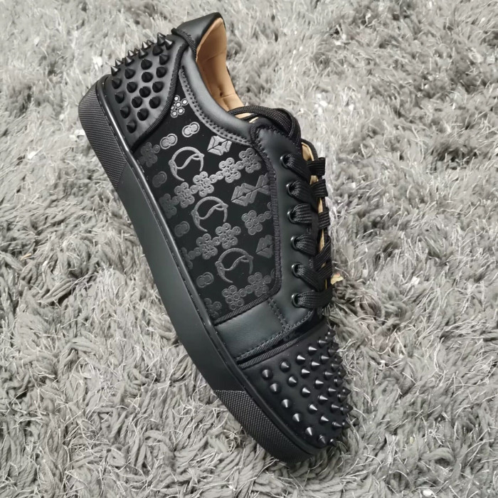 Christian Louboutin Louis Junior Spikes