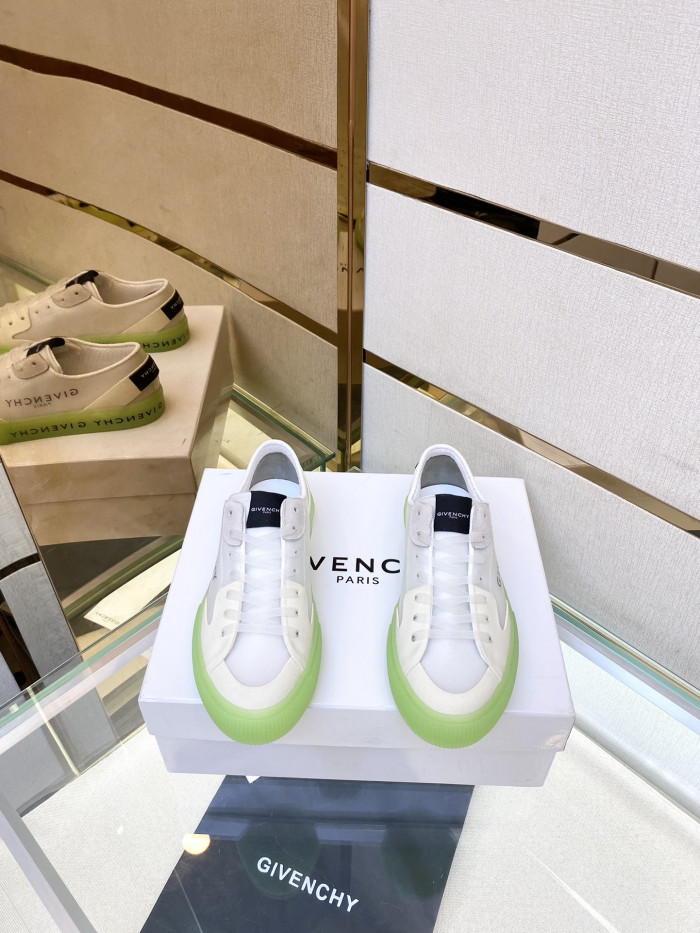 Givench Spectre Low-TOP SNEAKER